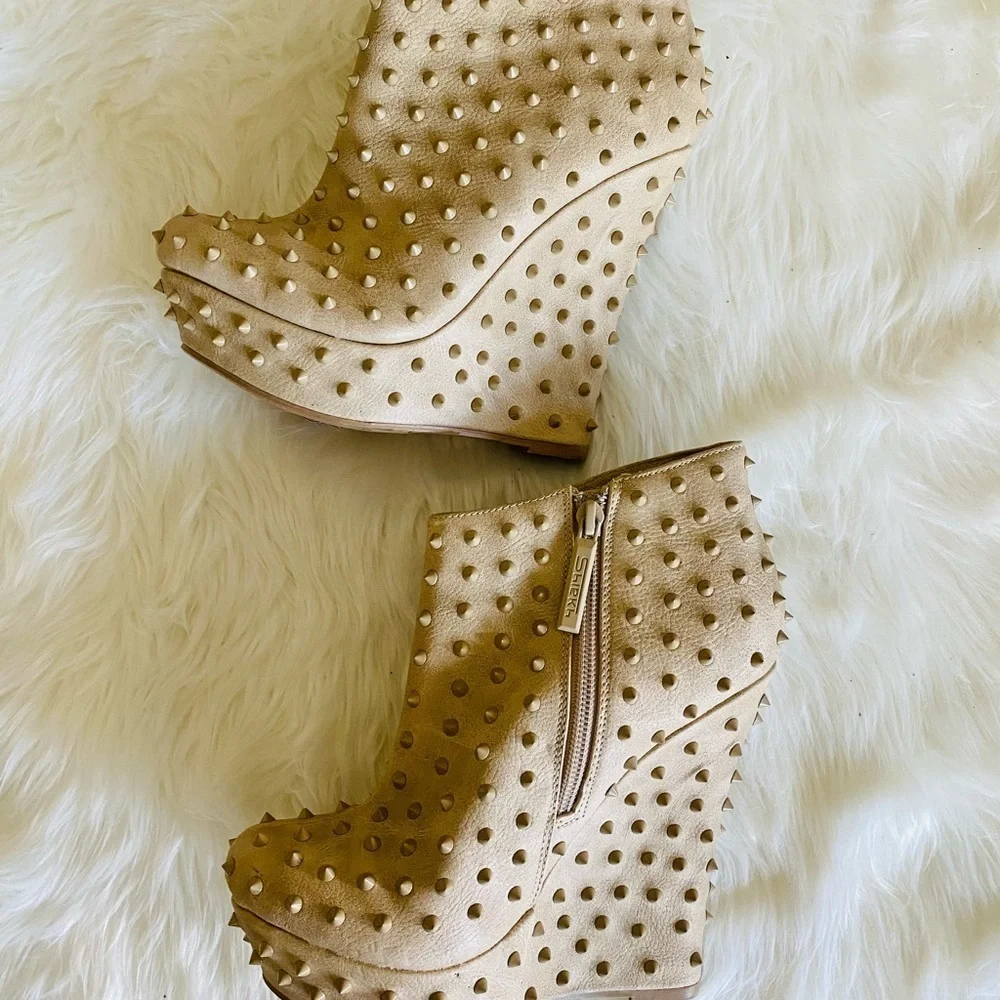 Sheikh all over studded wedge platform booties, Sz. 7